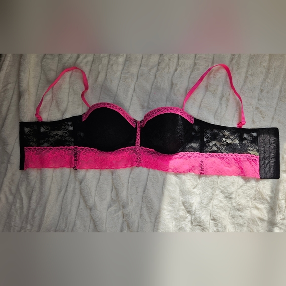 Hot Pink and Black Floral Lace Multiway Strap Bustier, Hot Topic, size 34B - Picture 5 of 10